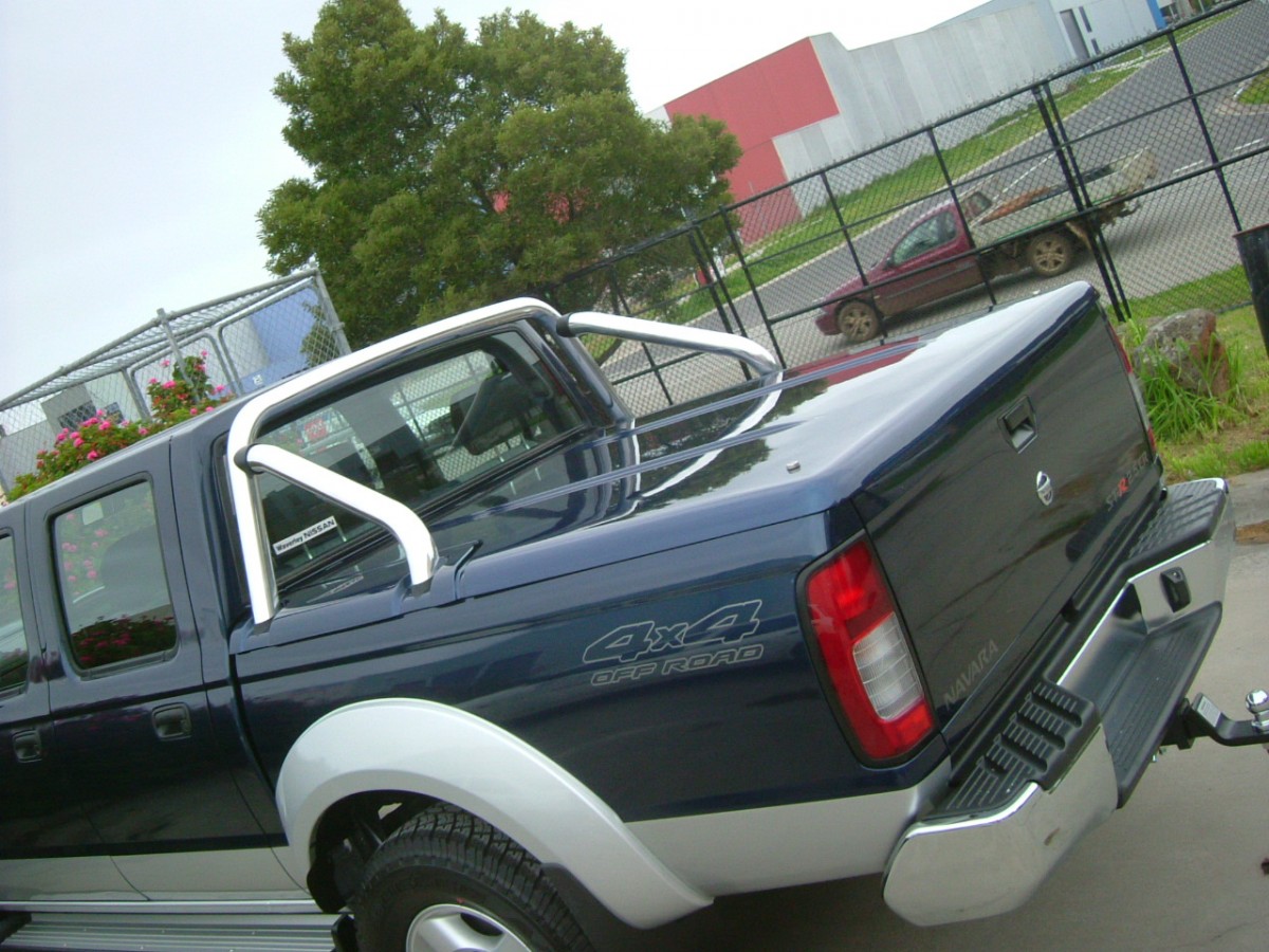 Nissan navara d22 hard tonneau cover #5